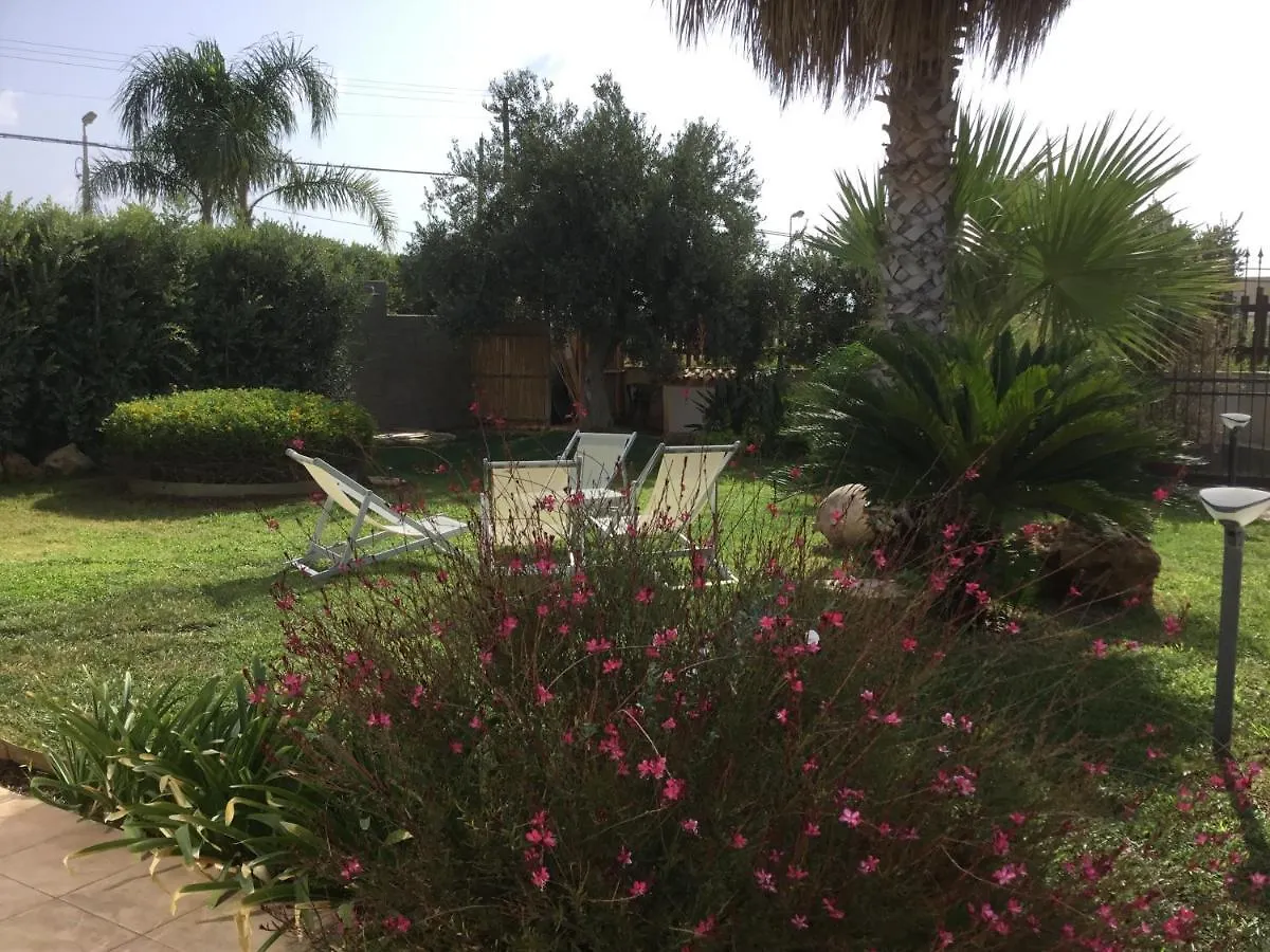 Birgi Holiday Home 마르살라 아파트